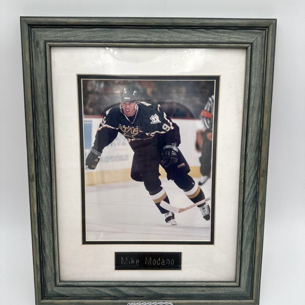 Mike Modano Framed Dallas Stars 11x14 Photo